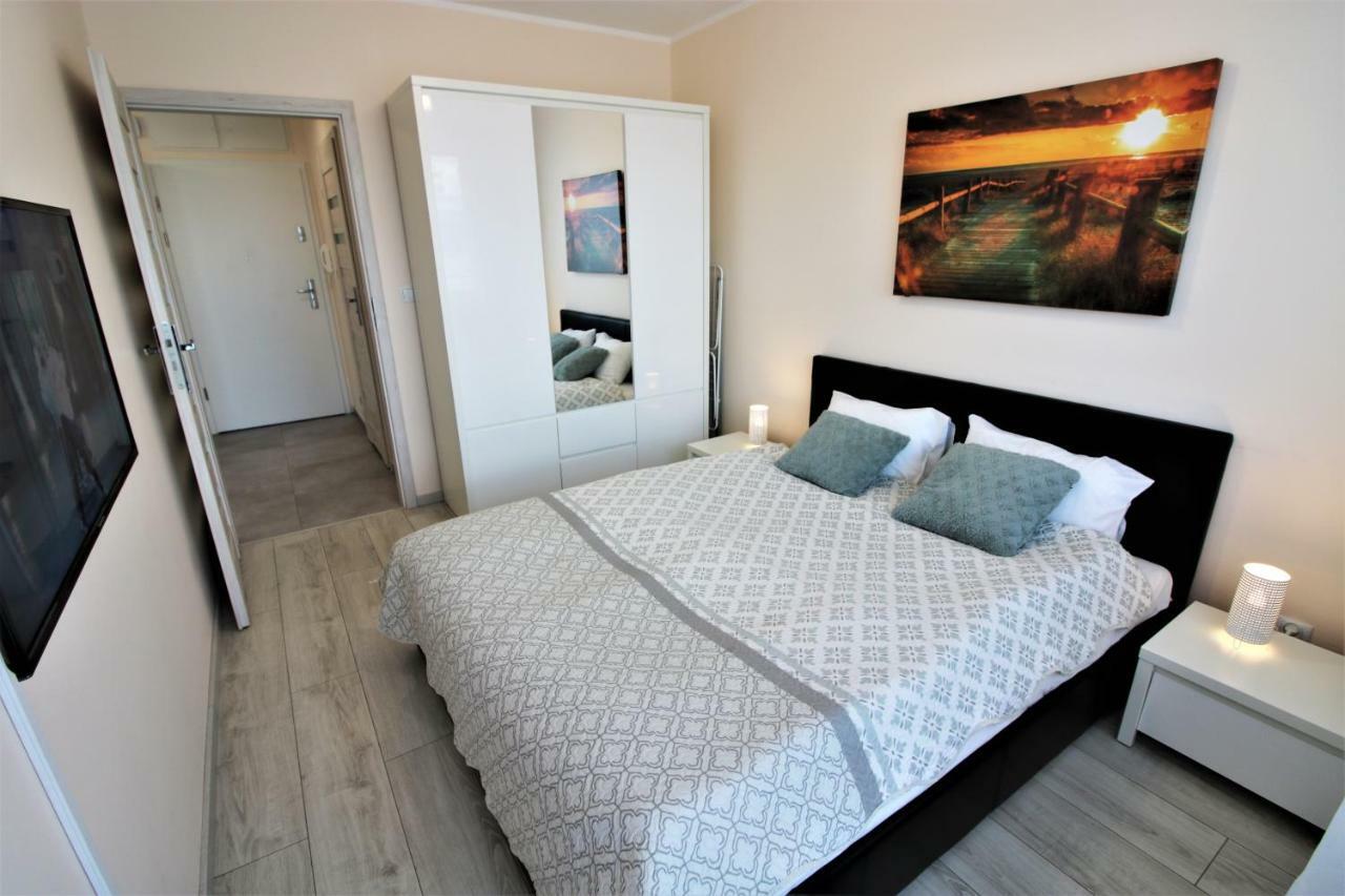 Apartament Superior Pastelowy Przy Plazy Kolobrzeg Exterior photo